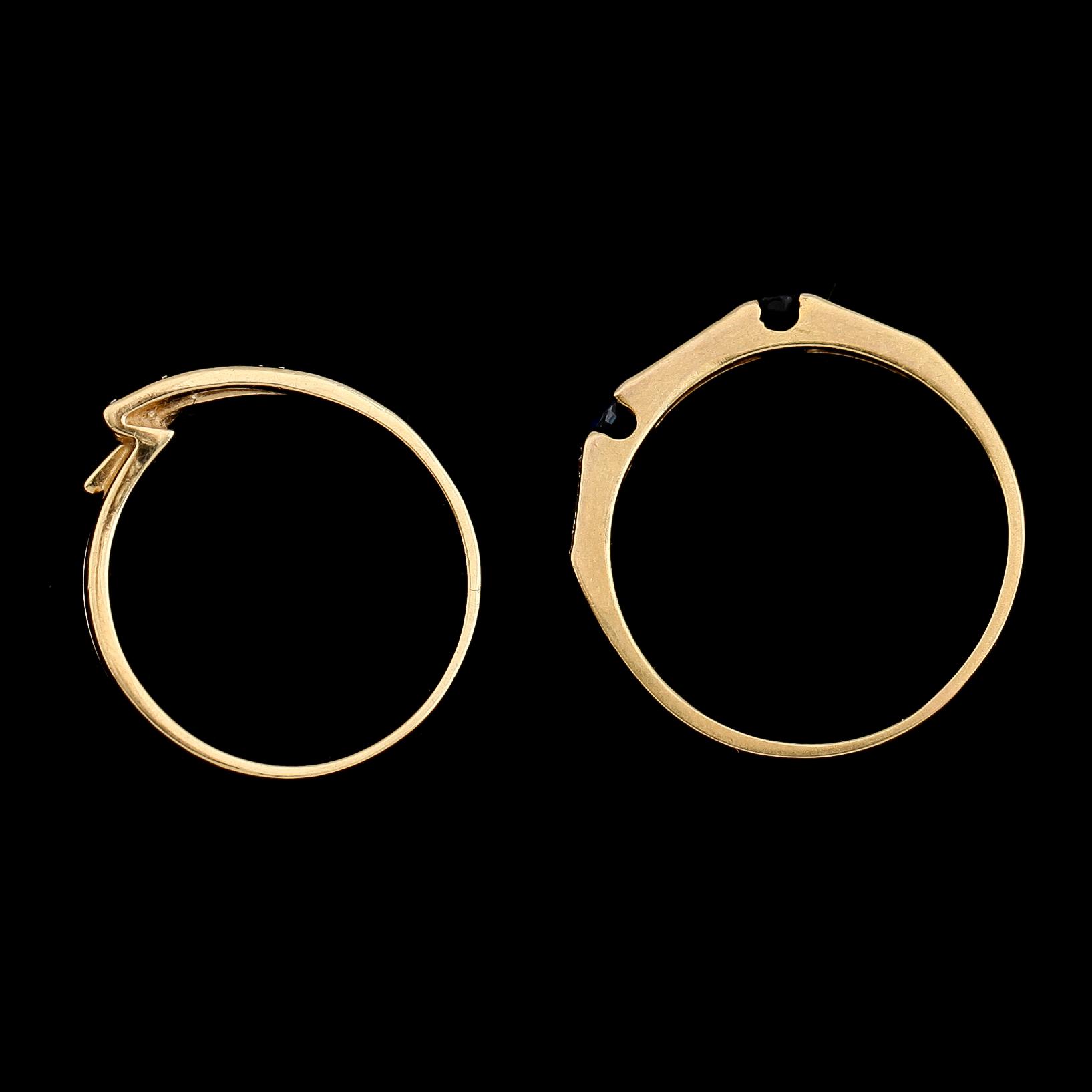 RINGAR, 2 st, 18 k guld, briljantslipde diamanter. Total vikt 4 g.