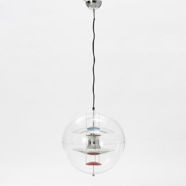 Verner Panton, taklampa, "VP Globe", Verpan, 2018.