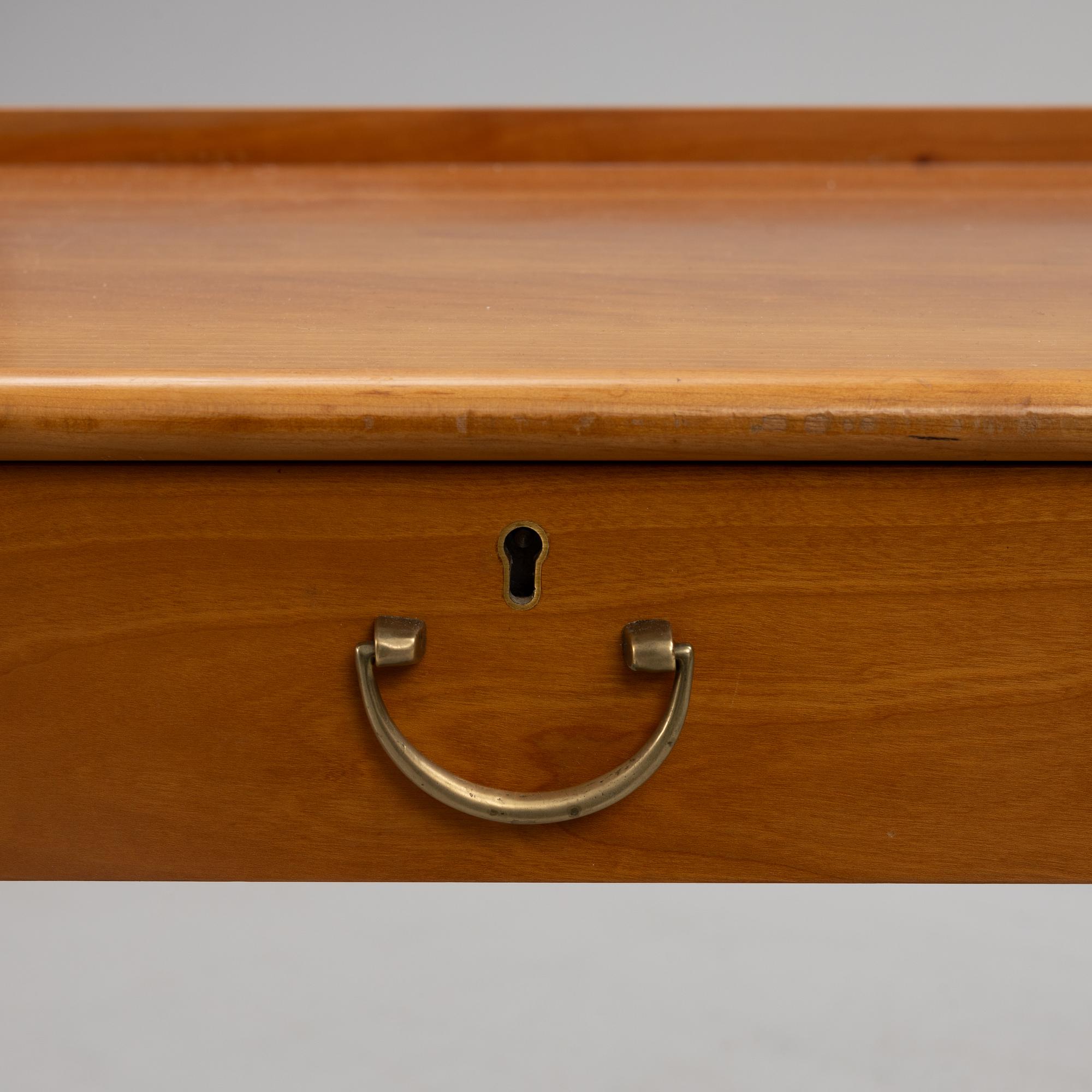 Josef Frank, skrivbord, modell B 2115, Firma Svenskt Tenn, efter 1985.