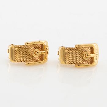 Christian Dior, earrings two pairs.