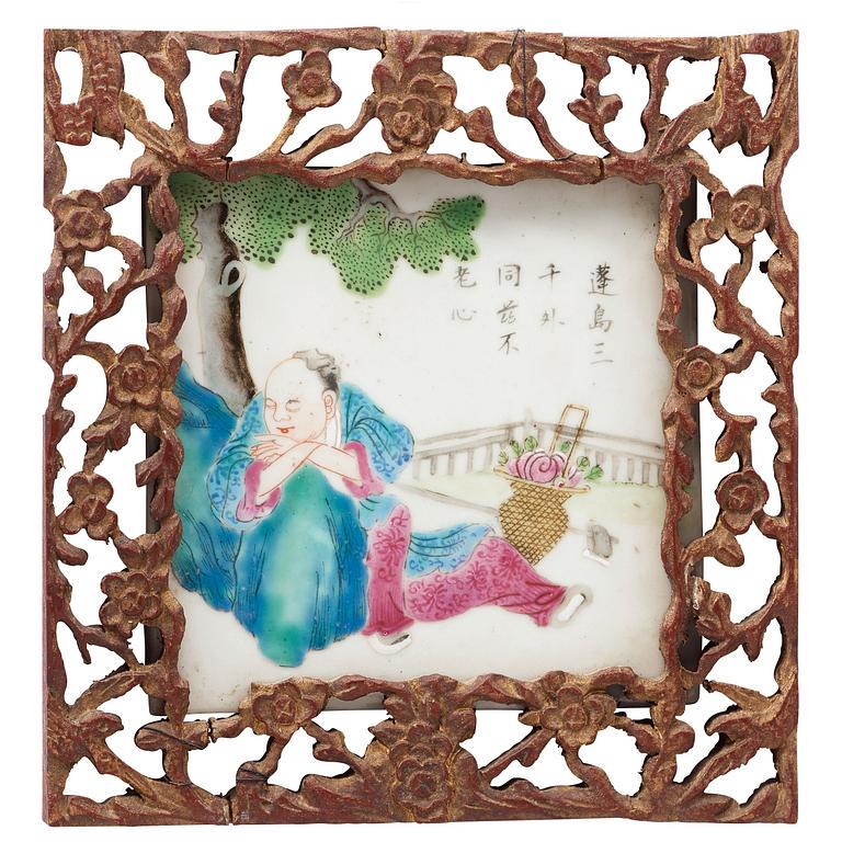 KAKELPLATTOR, sex stycken, porslin. Qingdynastin, 1800-tal.