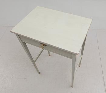 DAMARBETSBORD, 1900-talets första hälft.