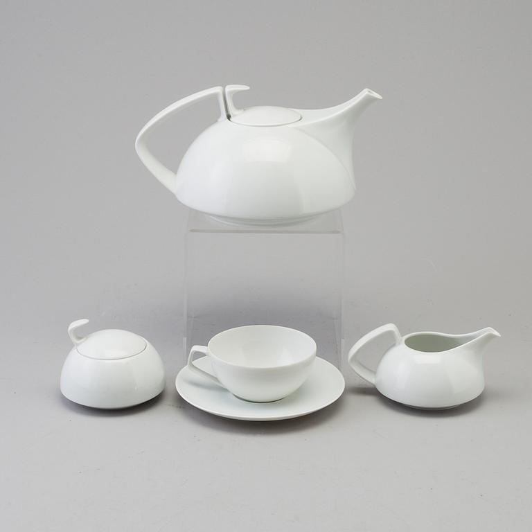 WALTER GROPIUS, teservis, porslin, 13 delar, "Tac 1", Rosenthal, 1900-talets andra hälft.