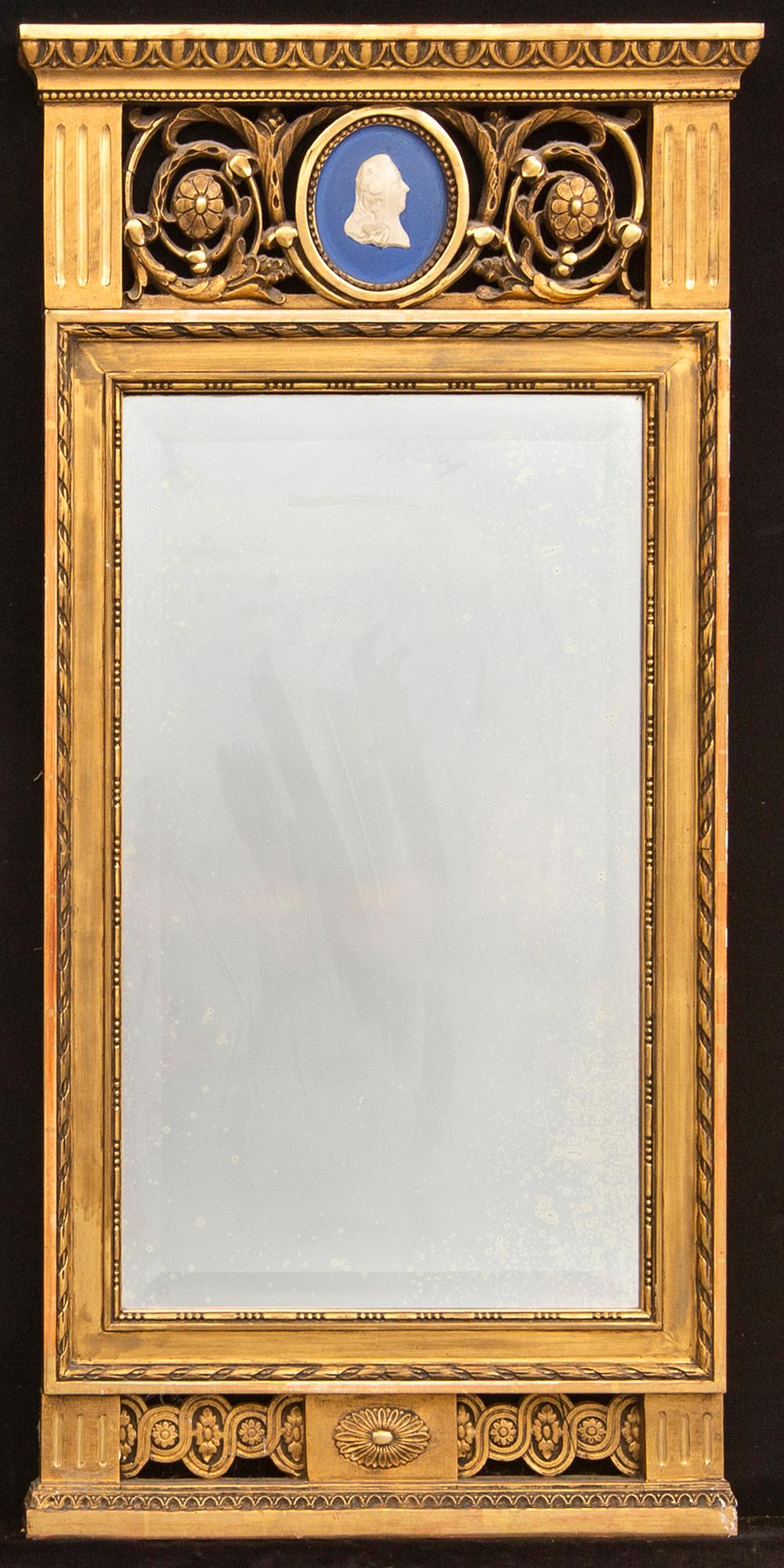 Mirror, Empire style, first part of the 20th century.