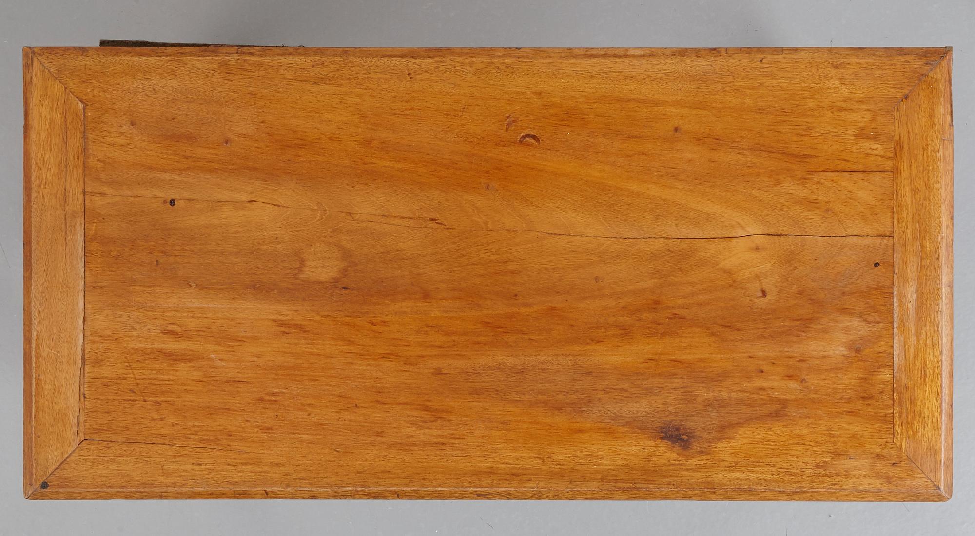 SPELBORD, sengustavianskt, 1700-talets slut.