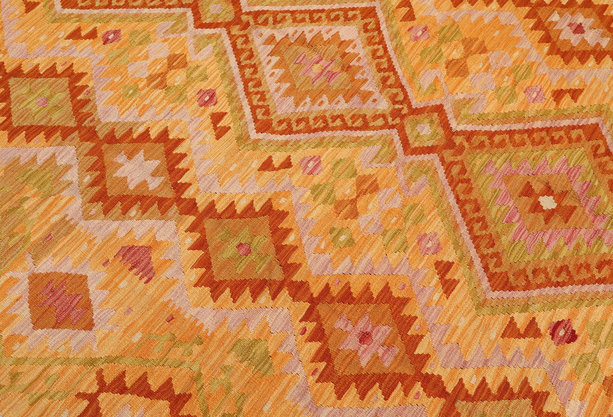 A Kelim carpet, 295 x 201 cm.