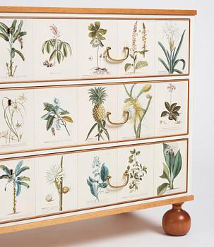 Josef Frank, a mahogany chest of drawers 'Florabyrå Linné', Svenskt Tenn, Sweden 2007, model 1050, jubilee ed. 43/50.