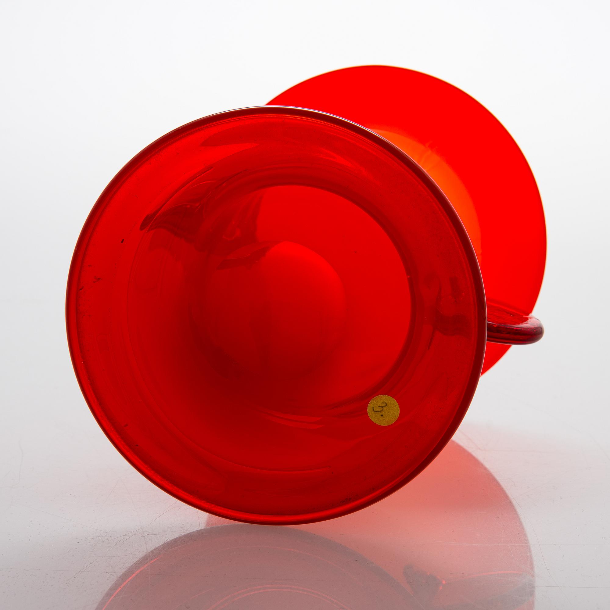 Oiva Toikka, a vase signed Oiva Toikka Nuutajärvi Notsjö.