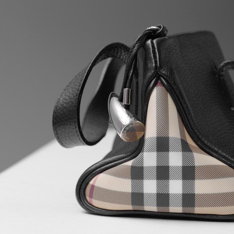 VÄSKA, Burberry.