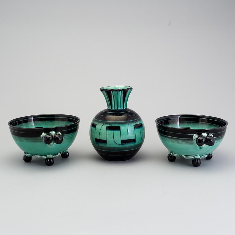 2 bowls and 1 vase of the "V series", Ilse Claesson for Rörstrand, 1930´s.