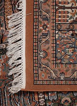 MATTA, troligen Pakistan. 1900-talets senare del, 280 x 186 cm.