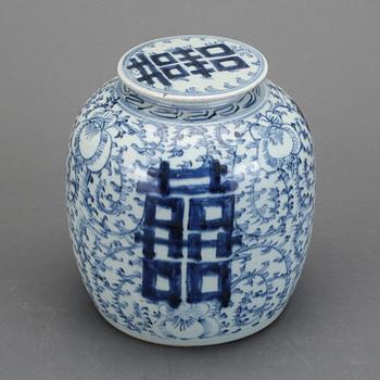 LOCKBOJAN, porslin, Kina, sent 1800-tal.