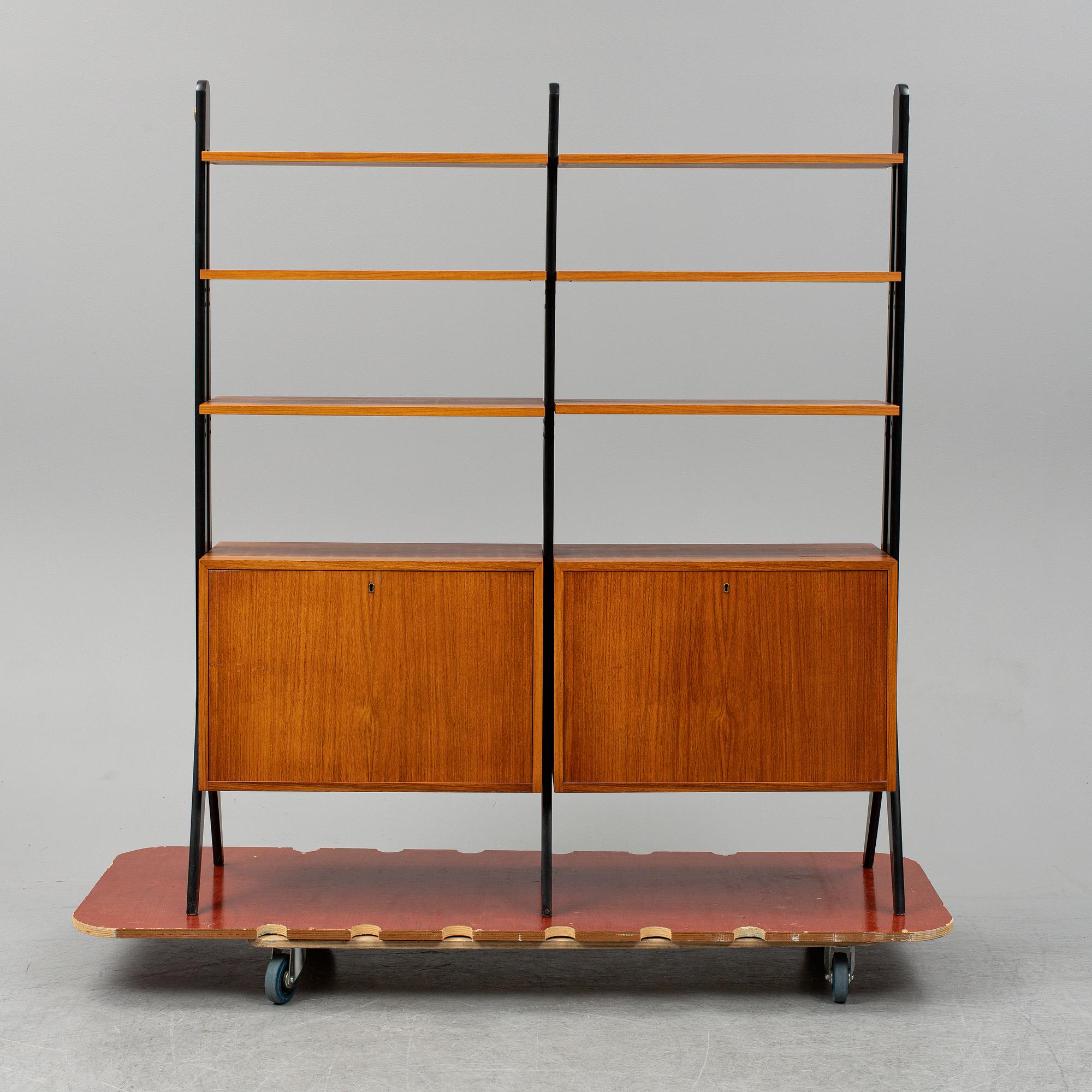 A 1950s-60s bookshelf.