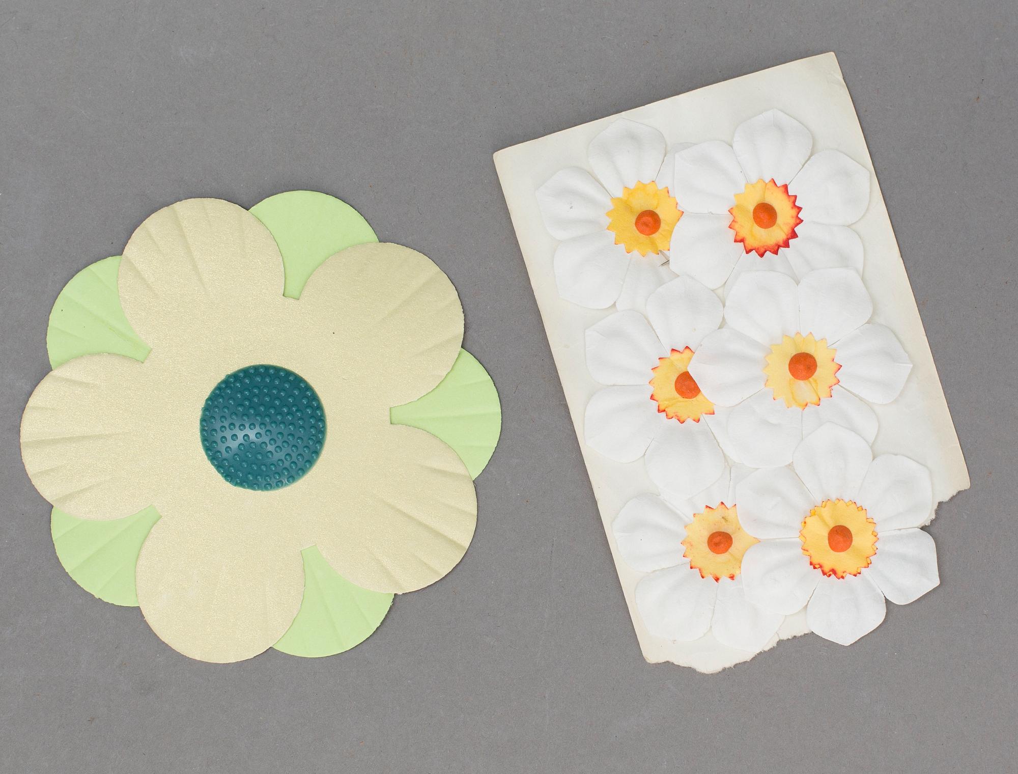 SAMLING MAJBLOMMOR, 70+28 +4+1 st, 1900-2000-tal.