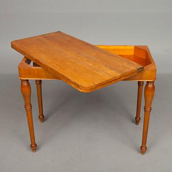 SPELBORD, biedermeier, 1800-talets mitt.