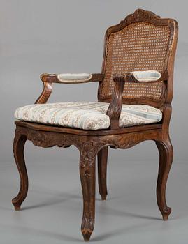 LÄNSSTOL, Rokokostil, 1800-talets första hälft. Frankrike.
