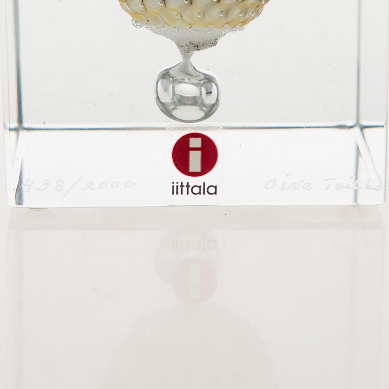 OIVA TOIKKA, VUOSIKUUTIO, lasia, signeerattu Oiva Toikka, Nuutajärvi 2009, numeroitu 438/2000.