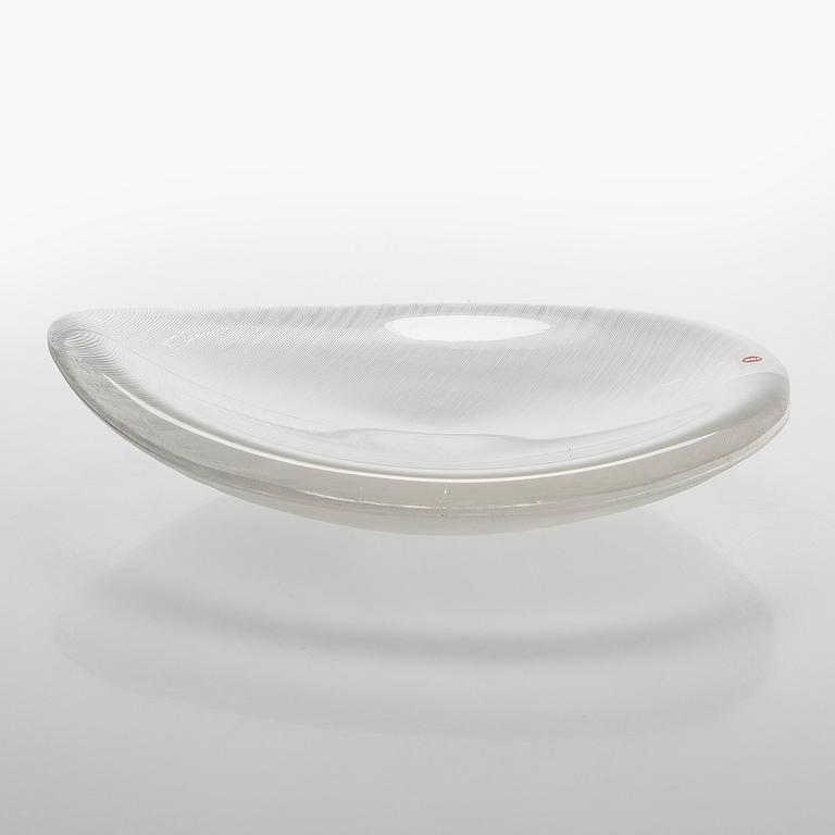 Tapio Wirkkala, Malja, "Lehti", signeerattu Tapio Wirkkala 3337. Iittala.