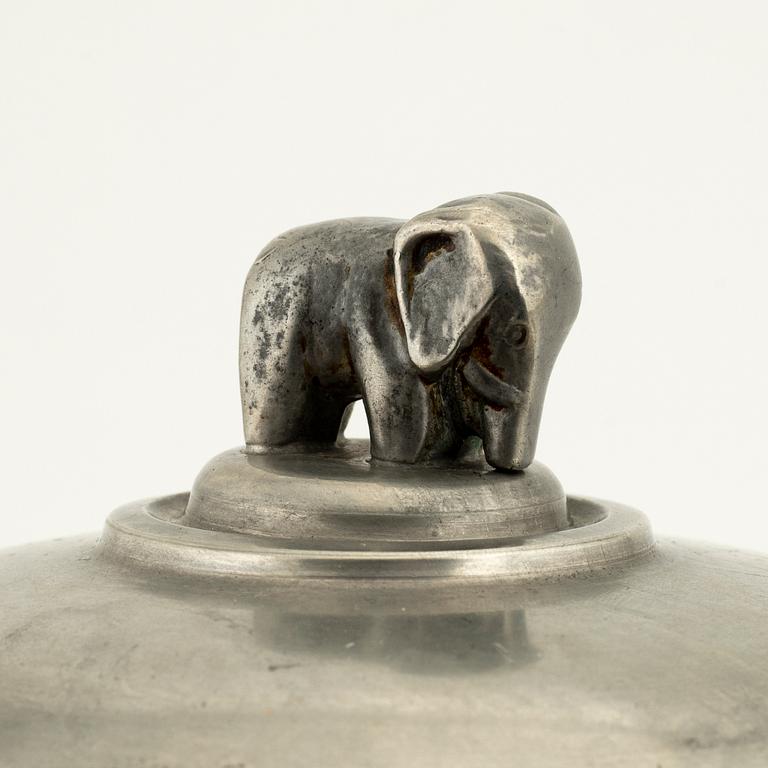 Sylvia Stave, a pewter lidded bowl, probably CG Hallberg, Stockholm mid 20th century.