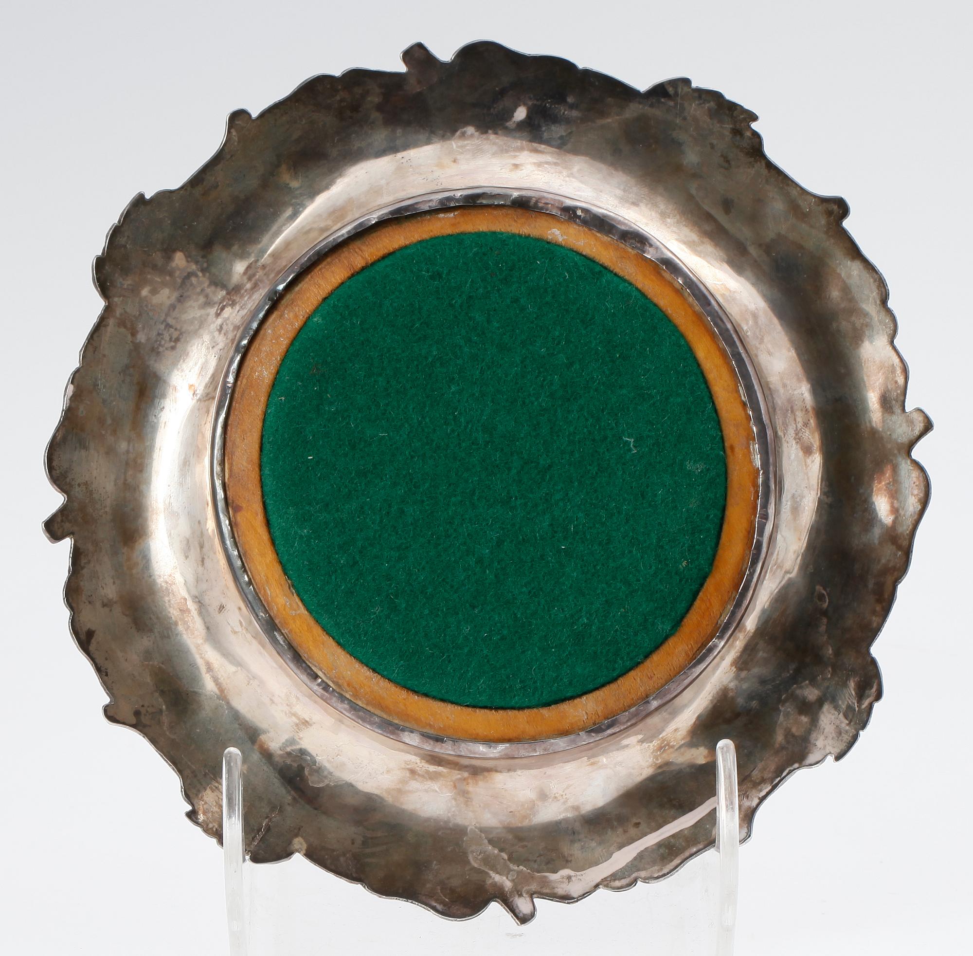 COASTERS, 3 st, pläter. 1800/1900-tal.
