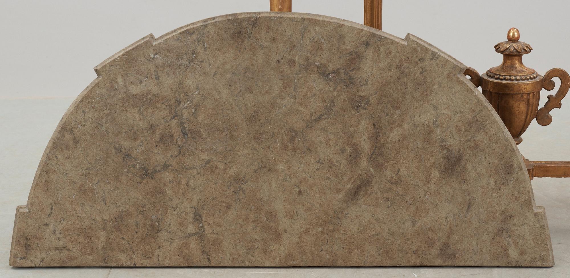 KONSOLBORD. Stockholmsarbete, 1700-talets slut. Gustavianskt.