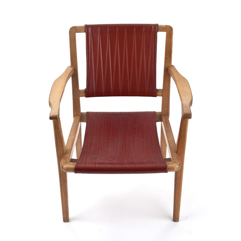 KARMSTOL, Axel Larson, för Svenska Möbelfabriken i Bodaforsm, formgiven 1936.