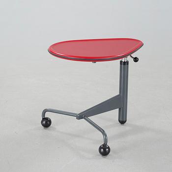 A "Kick" table, designed by Toshiyuki Kita for Cassina, model launched 1983.