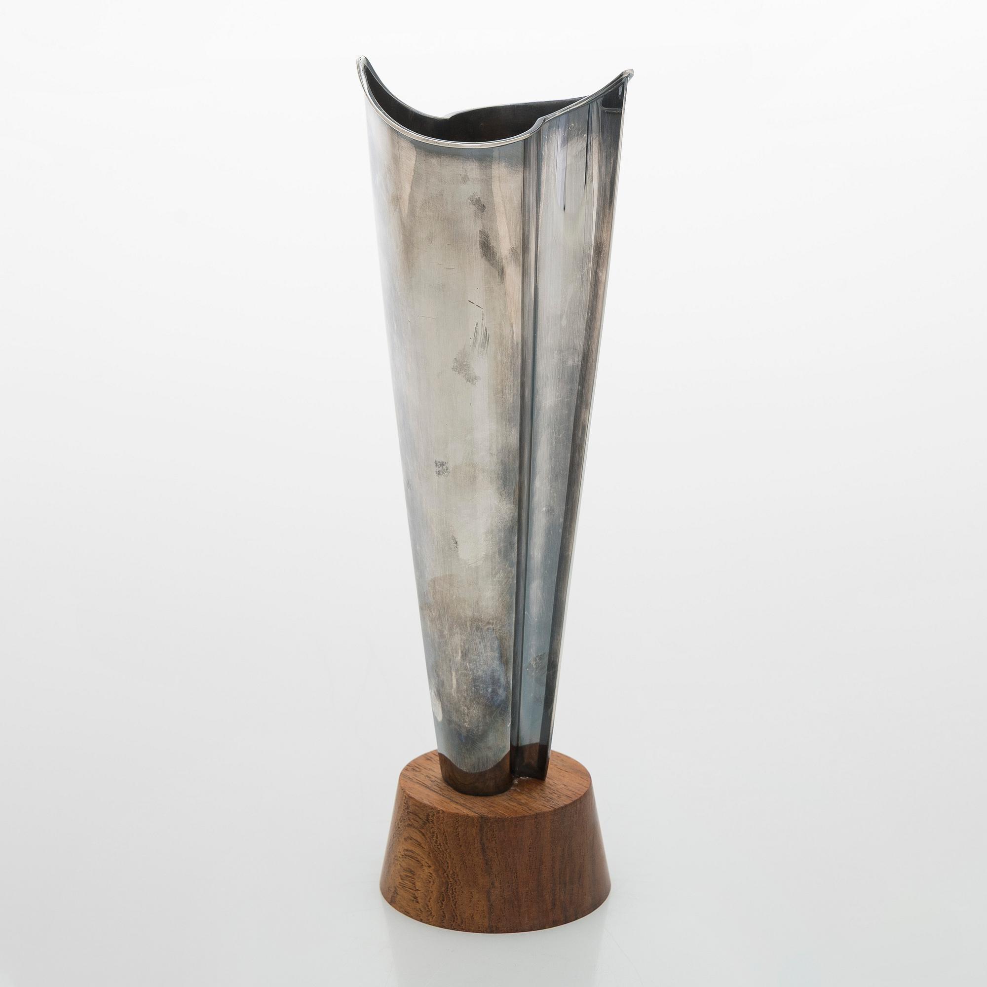 Tapio Wirkkala, a 'Liekki' (Flame) silver vase, Kultakeskus Hämeenlinna 1962.