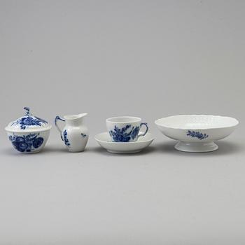 A 47 pcs porcelain service, 'Blå Blomst' Royal Copenhagen', Denmark second half of the 20th century.