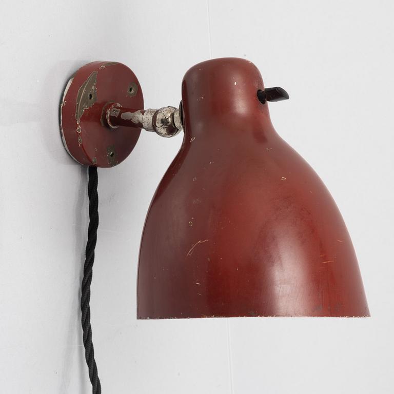 Gunnar Asplund, vägglampa, modell "8502", Arvid Böhlmarks Lampfabrik, Stockholm, 1930-tal.