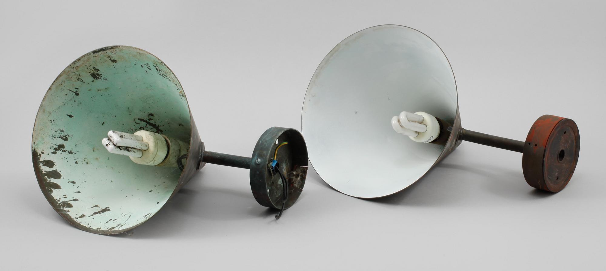 YTTERBELYSNING, 2 st, "Tratten", Hans Agne Jakobsson, Markaryd, 1900-talets andra hälft.
