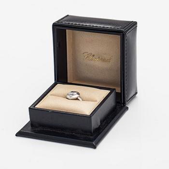 Chopard, Ring "Happy diamonds", 18K vitguld, diamanter ca 0.13 ct tot. Märkt.