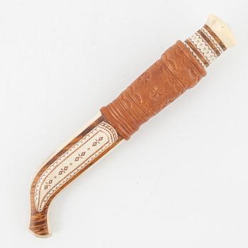 Anders Sunna, a reindeer horn knife, signed.