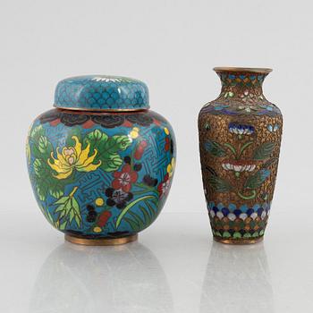 A cloisonné vase and jar with lid, China, around 1900.