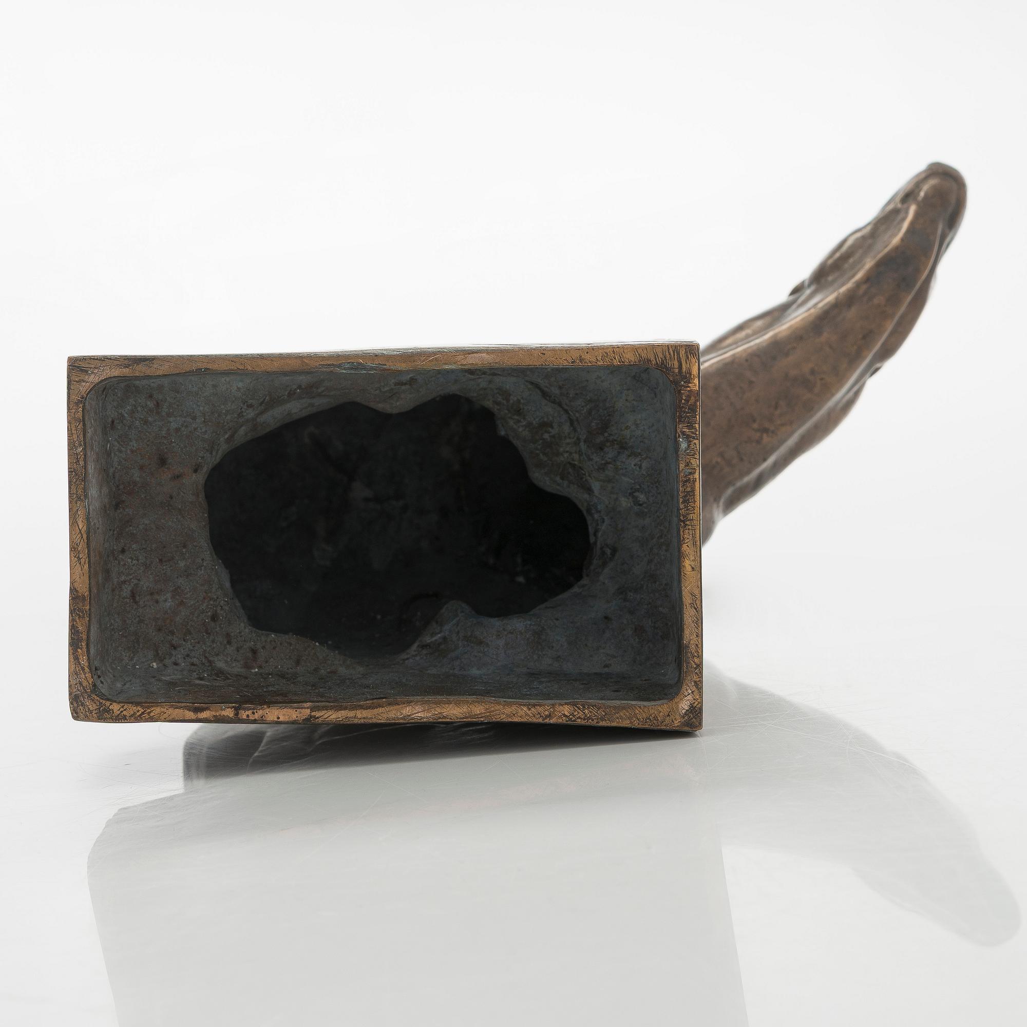 Jussi Mäntynen, Observing Polar Bear.