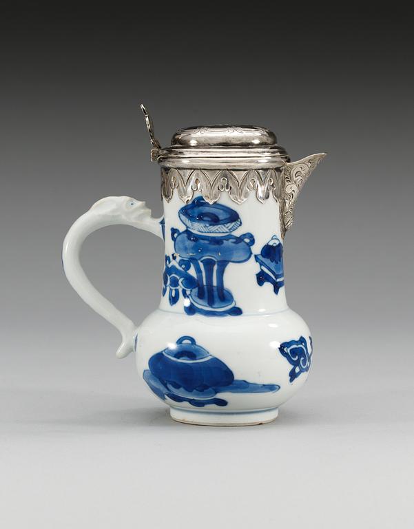 A blue and white silver mounted ewer, Qing dynasty, Kangxi (1662-1722).