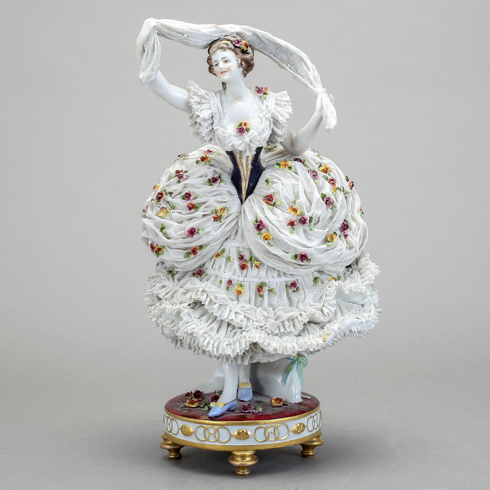 FIGURIN, porslin, 1900-talets första hälft.