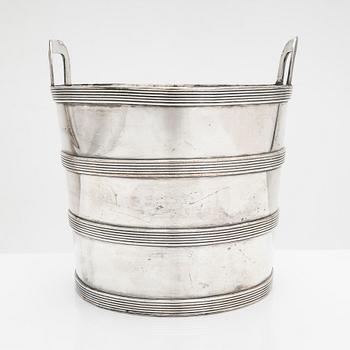 Vinkylare, försilvrad, England, 1800-talets första hälft.