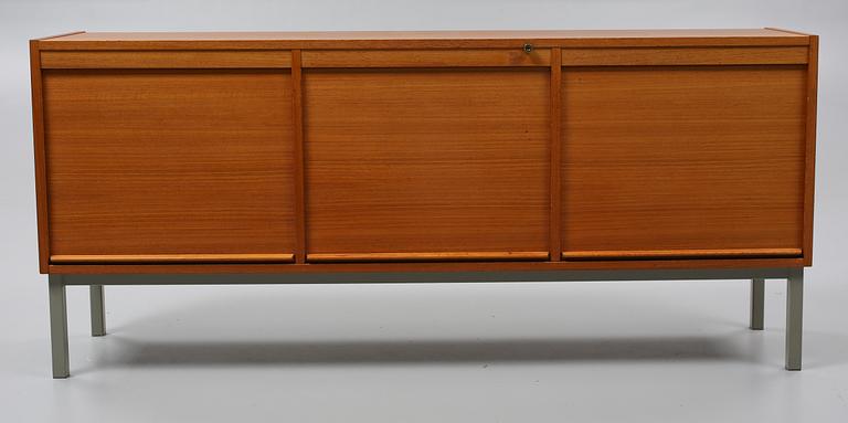 SIDEBOARD, 1900-talets andra hälft.