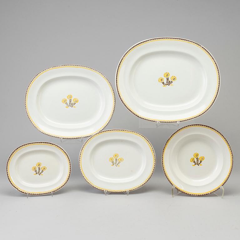 WILHELM KÅGE, servis, 87 delar, flitgods, "Tussilago", Gustavsberg, cirka 1930-tal.
