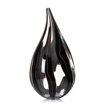 Ann Wåhlström, "Bulb VII" glass vase, Sweden 2012.