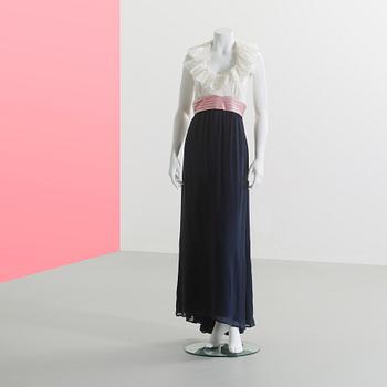 AFTONKLÄNNING, Escada, storlek 38.