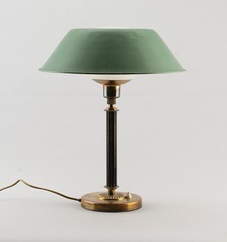 BORDSLAMPA, 1900-talets första hälft.