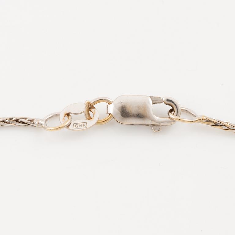 Pendant with chain, 18K white gold set with brilliant-cut diamonds.