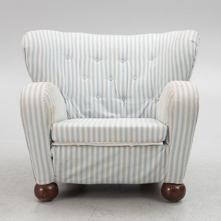 Märta Blomstedt, an 'Aulanko-model' armchair. Designed in 1939.