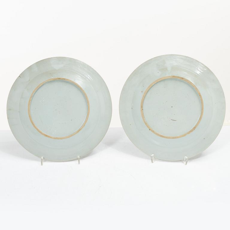 A set of four Imari porcelain plates, China, Qianlong (1736-95).
