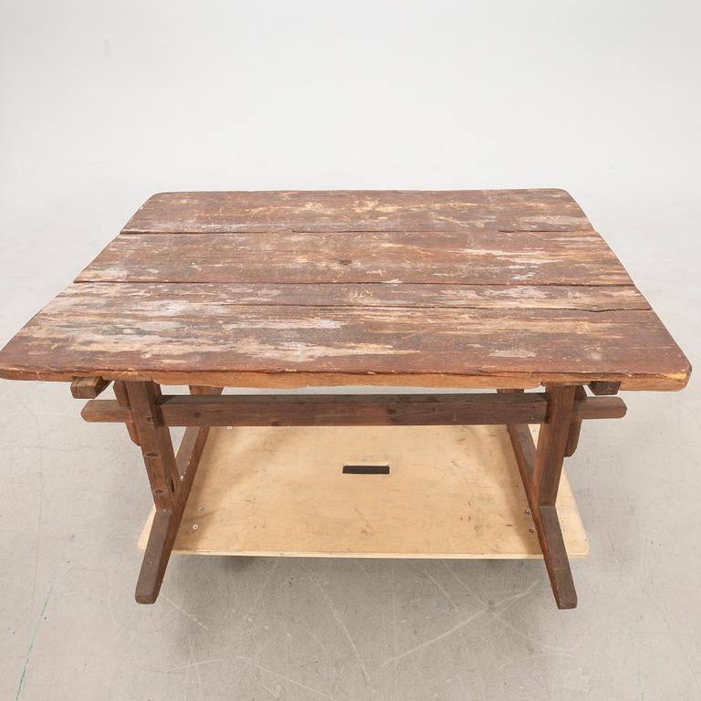 Turned-leg table circa 1900.