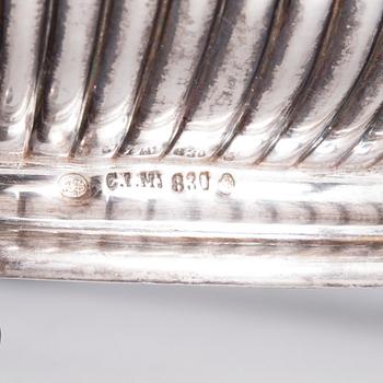 JARDINJÄR, silver och glas, Köpenhamn 1901. Silvervikt ca 800 g.