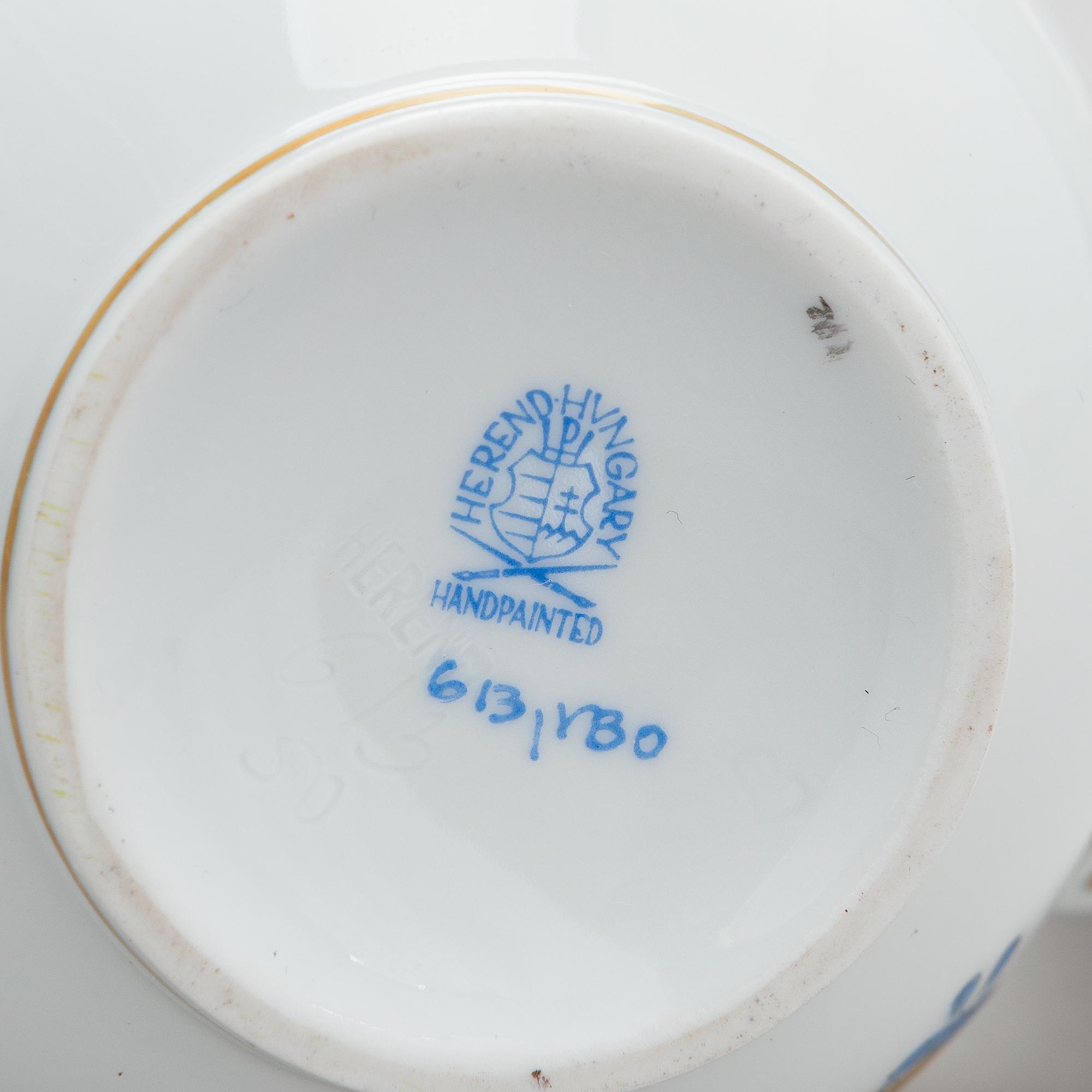 A Herend Queen Victoria VBO porcelain coffee set and two trinket boxes, totally 19 pieces, Hungary.