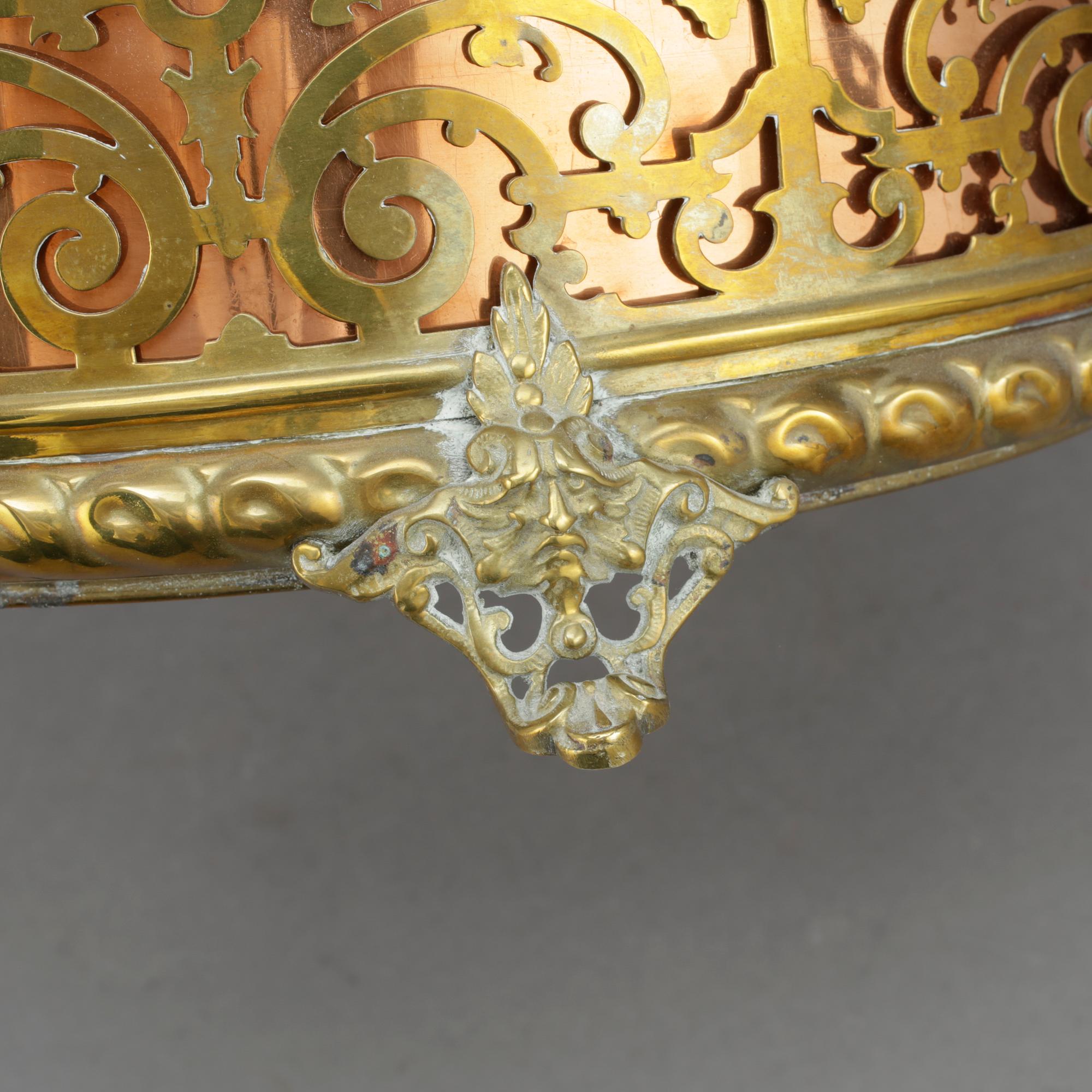 YTTERFODER, mässing, nyrenässans, omkring 1900.